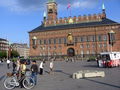 Площа перед ратушею